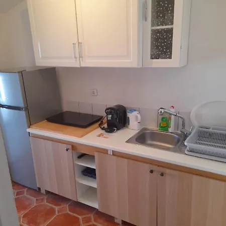 J.a.n.m.a.r. Apartment Vir